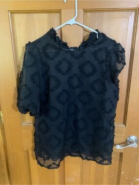 Black Textured Puff-Sleeve Blouse